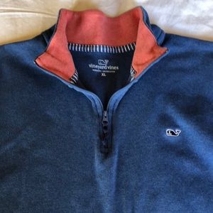 Men’s Vineyard Vines Fleece Quarterzip.